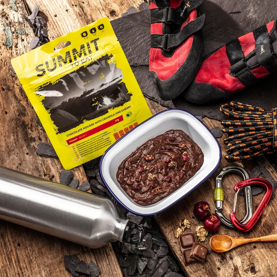 Summit to Eat Chocolate Mousse Granola dessert liofilizzato amarena